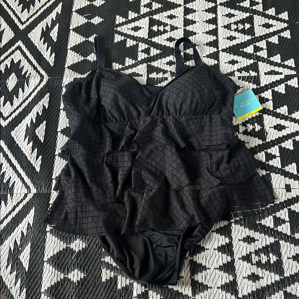 Classic Black One-Piece Swimsuit with Scoop Neckline